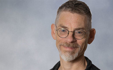 Peter Juel Henrichsen